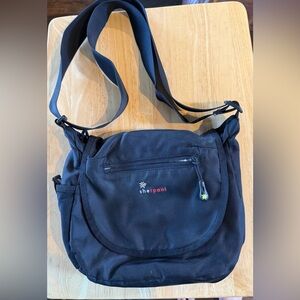 Sherpani Black crossbody Bag daisy print